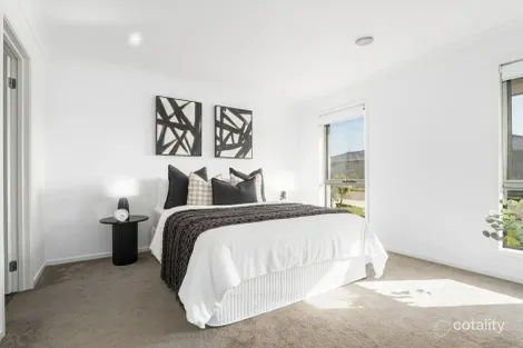 Property photo of 3 Majella Street Mount Duneed VIC 3217