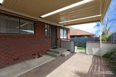 Property photo of 2/18 Greenhills Road Bundoora VIC 3083