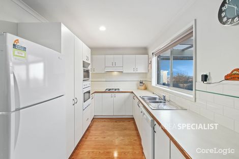 Property photo of 15/8 Monteith Crescent Endeavour Hills VIC 3802