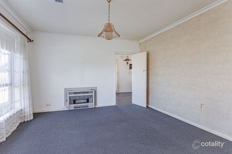 Property photo of 2 Canberra Crescent Valley View SA 5093