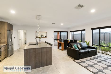 Property photo of 6 Claymore Place Piara Waters WA 6112