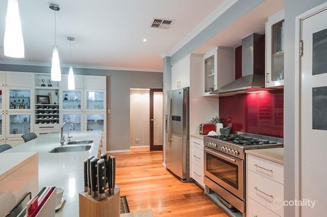 Property photo of 4 Sunbird Way Gwelup WA 6018