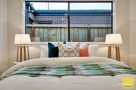 Property photo of 62 Lena Crescent Truganina VIC 3029