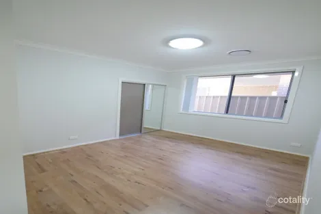 Property photo of 42 Ryan Crescent Riverstone NSW 2765