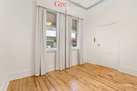 Property photo of 220 Ascot Vale Road Ascot Vale VIC 3032