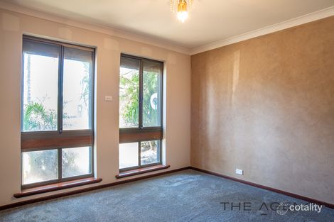 Property photo of 21 Longfield Road Maddington WA 6109