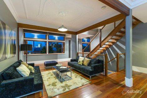 Property photo of 3/3 Westbourne Street Highgate Hill QLD 4101
