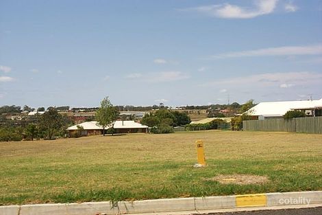 34 Smythe St, Kearneys Spring, QLD 4350