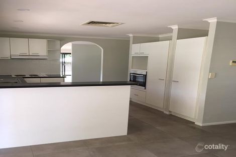 Property photo of 4 Windemere Court Albany Creek QLD 4035