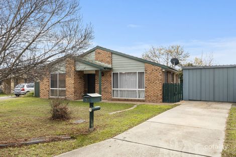 Property photo of 30 Ironbark Crescent Banks ACT 2906