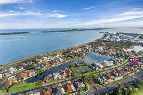 Property photo of 11 Pickworth Retreat Pelican Point WA 6230