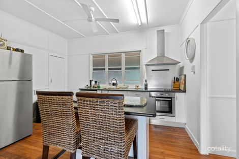 Property photo of 1 Oxleigh Crescent Nambour QLD 4560