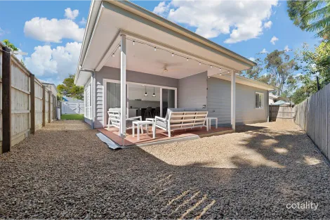 Property photo of 52 Wellington Street Ormiston QLD 4160