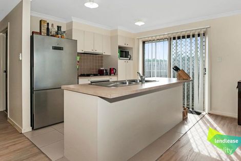 Property photo of 1/25 Pepper Tree Drive Holmview QLD 4207