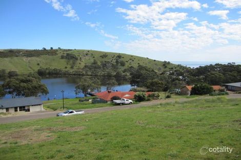 Property photo of 10 Sunrise Court Wirrina Cove SA 5204