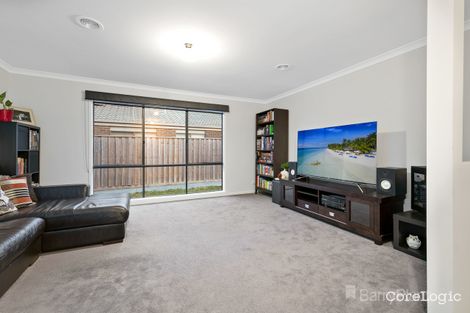 Property photo of 54 Greendale Boulevard Pakenham VIC 3810