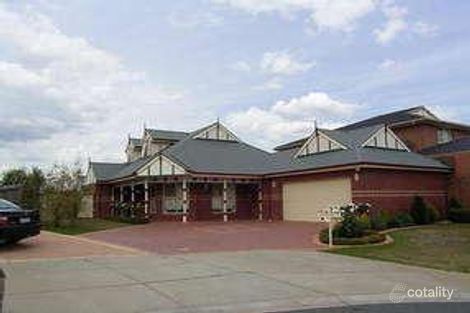 Property photo of 18 Newell Close Taylors Lakes VIC 3038