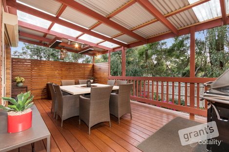 Property photo of 9 Kingsmere Drive Berwick VIC 3806