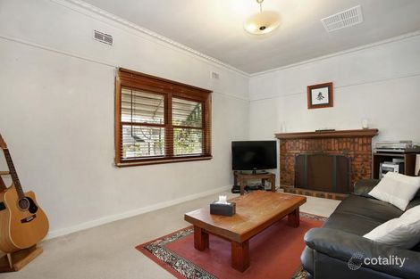 Property photo of 5 Miller Grove Ringwood East VIC 3135