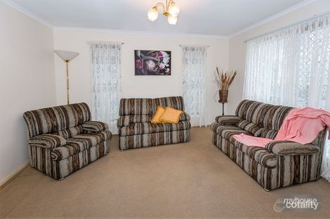 Property photo of 12 Cinnamon Drive Glenvale QLD 4350