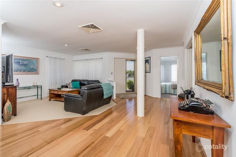 Property photo of 33 Stinson Square Iluka WA 6028