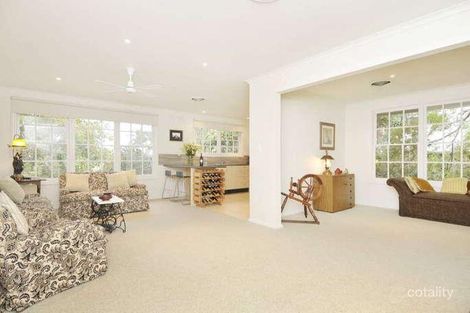 Property photo of 2 Robert Court Viewbank VIC 3084