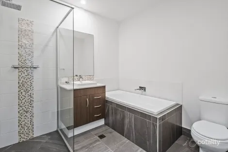 Property photo of 53 Adelaide Circuit Baringa QLD 4551