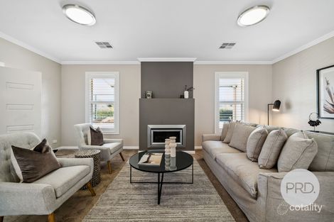 Property photo of 8 Bell Gum Place Lake Albert NSW 2650