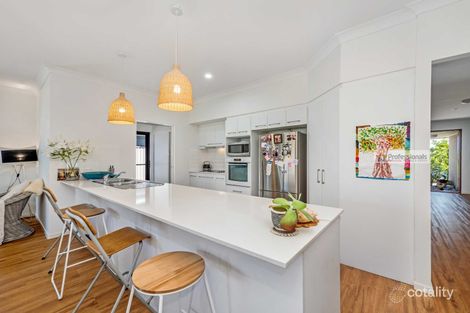 Property photo of 84 Mylestom Circle Pottsville NSW 2489