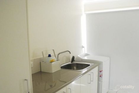 Property photo of 27 Hedley Drive Woolmar QLD 4515