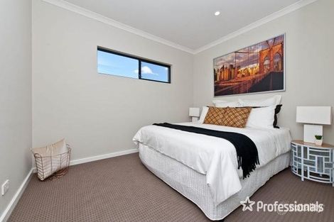 Property photo of 2/37 Gretham Road Westminster WA 6061