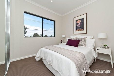 Property photo of 2/37 Gretham Road Westminster WA 6061