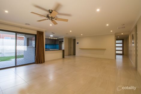 Property photo of 7 Gillman Terrace West Wodonga VIC 3690