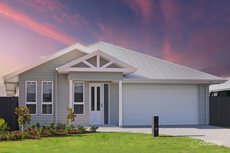 Property photo of 20 Kohler Drive Yamba NSW 2464