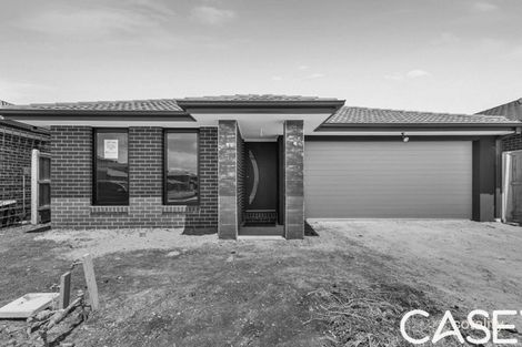 29 Remus Cct, Cranbourne West, VIC 3977