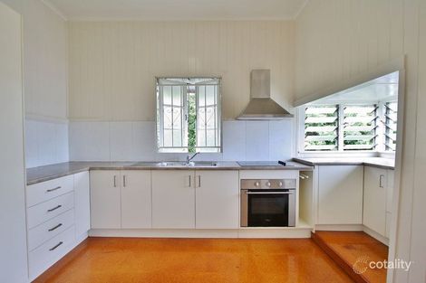 8 Paragon St, Yeronga, QLD 4104