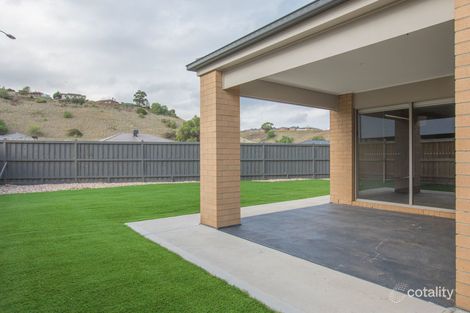 Property photo of 2 Carinya Street Bacchus Marsh VIC 3340