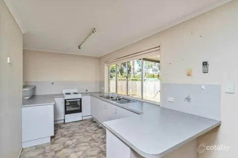Property photo of 14 Beetson Court Eagleby QLD 4207