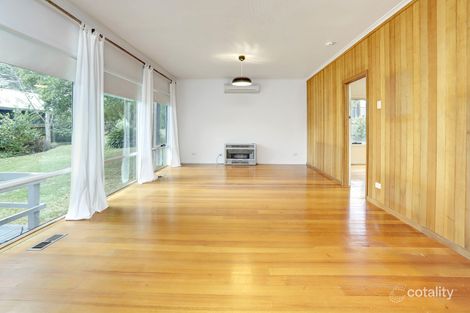 Property photo of 13 Baroona Street Mornington VIC 3931