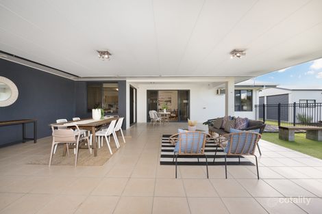 Property photo of 24 Hilton Way Mount Louisa QLD 4814
