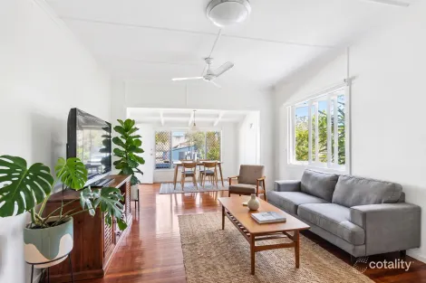 Property photo of 18 High Street Kippa-Ring QLD 4021