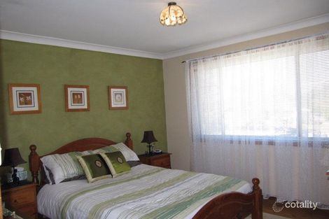 Property photo of 10 Meehan Close Thornton NSW 2322