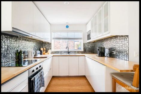 Property photo of 6/164 Frank Street Labrador QLD 4215