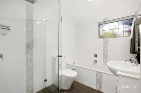 Property photo of 1/4 Findlay Avenue Roseville NSW 2069