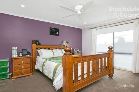Property photo of 2 Bellairs Place Koo Wee Rup VIC 3981
