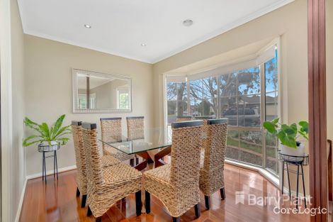 Property photo of 37 Hinkler Drive Mill Park VIC 3082