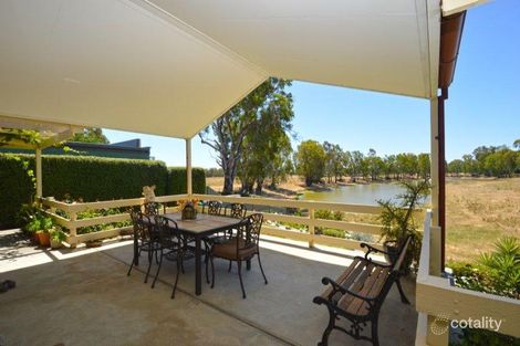 Property photo of 17 Billabong Drive Wangaratta VIC 3677