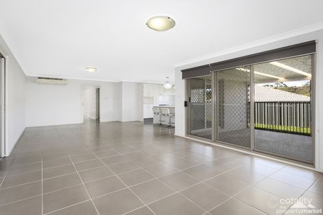 Property photo of 5 Seer Place Wadalba NSW 2259