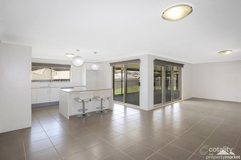 Property photo of 5 Seer Place Wadalba NSW 2259