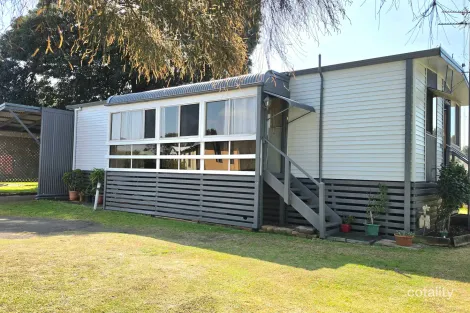 202/19 Judbooley Pde, Windang, NSW 2528
